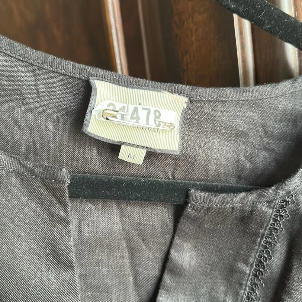 Tuckernuck After Hours Indra Linen Puff Sleeve Blouse in Black Size M - Picture 5 of 8